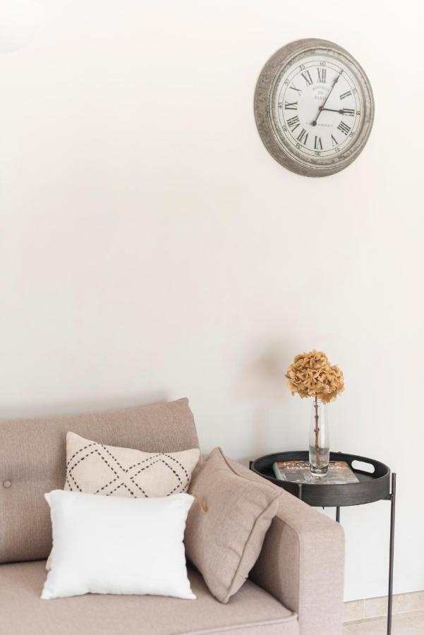La Petite Ruche, 1 Bedroom Gite In The Luberon Apt Exterior photo