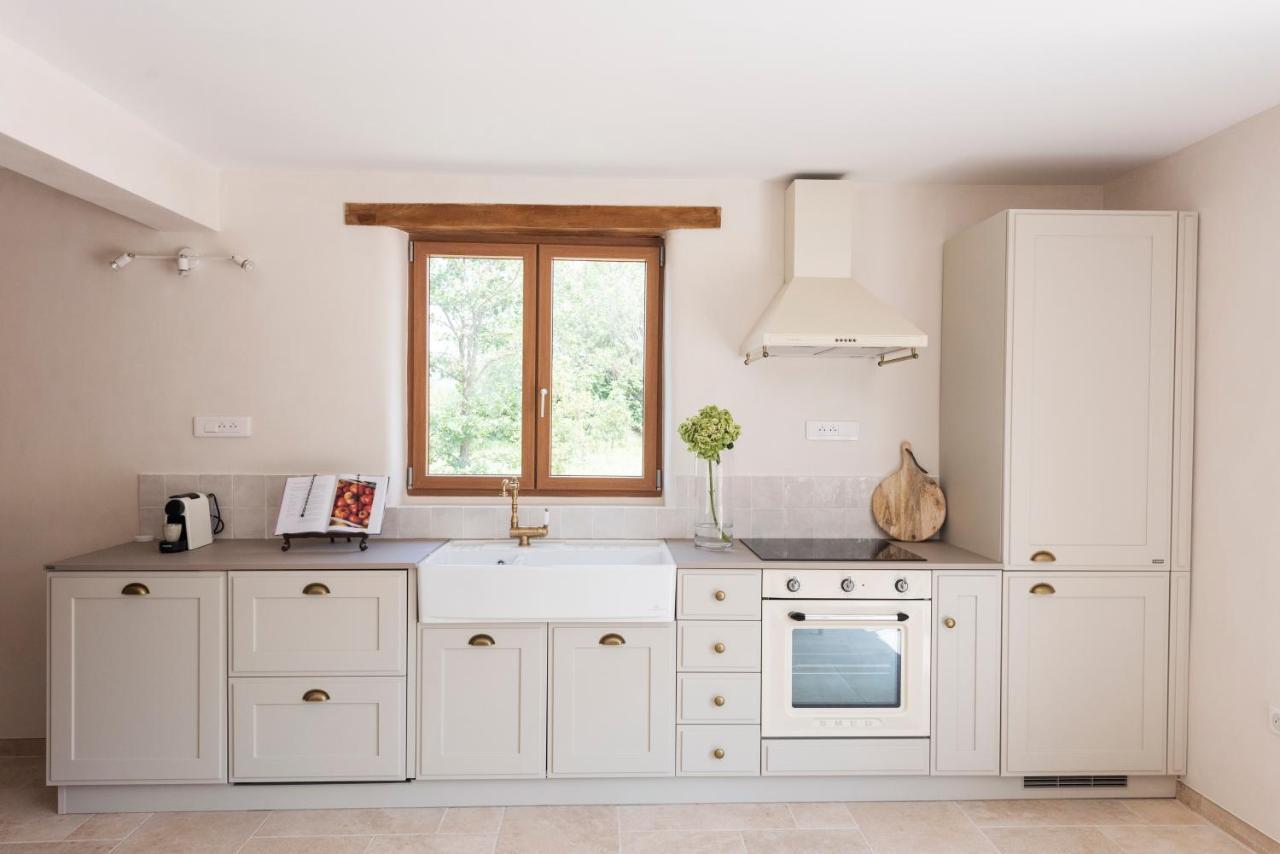 La Petite Ruche, 1 Bedroom Gite In The Luberon Apt Exterior photo